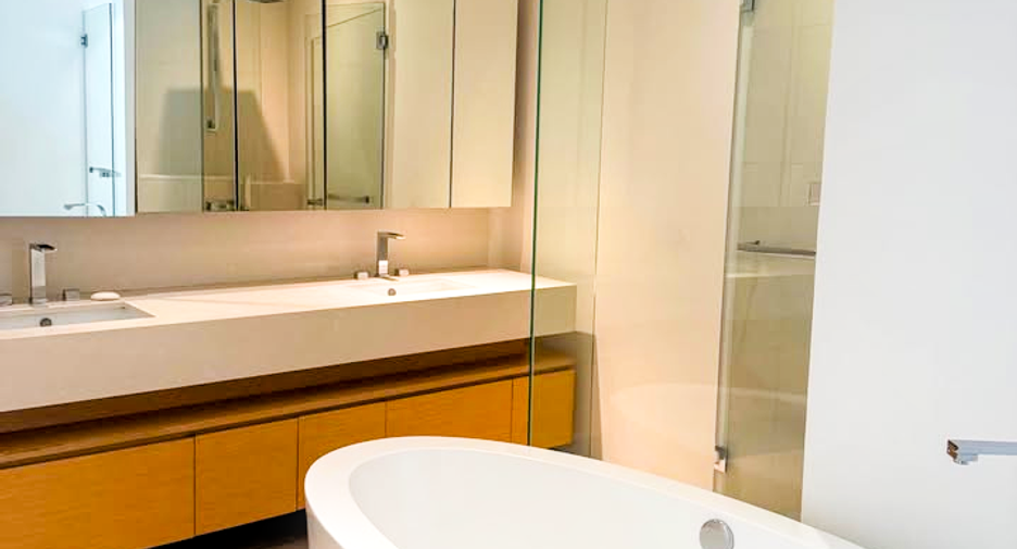 Condo en alquiler de 4 habitaciones en Sathon, Bangkok