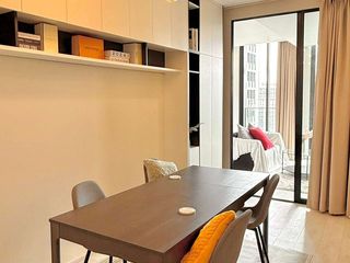 Wohnung zur Miete mit Studio in Pathum Wan, Bangkok