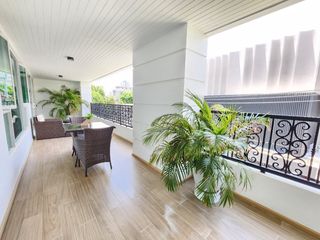 Condo en alquiler de 2 habitaciones en Watthana, Bangkok