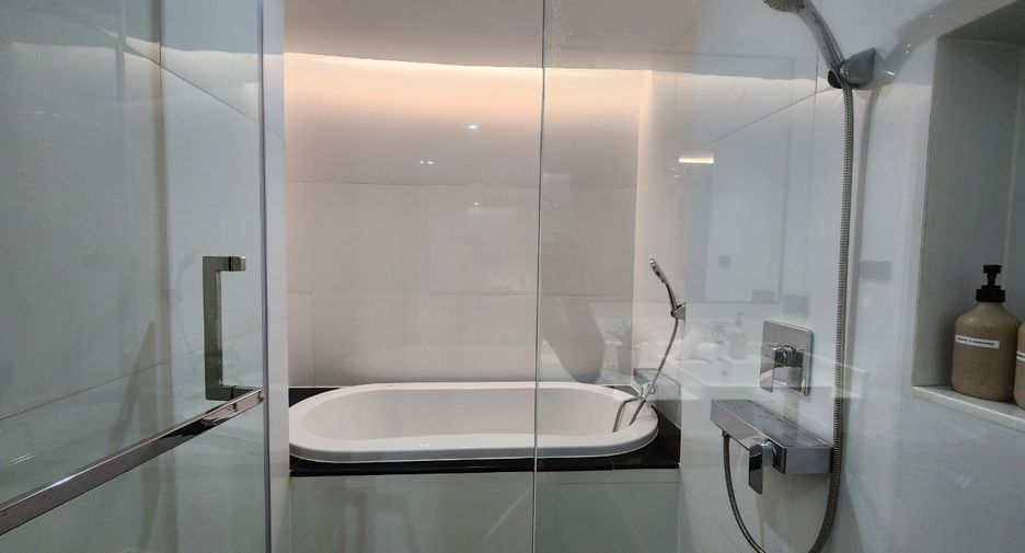 Condo en alquiler de 2 habitaciones en Watthana, Bangkok