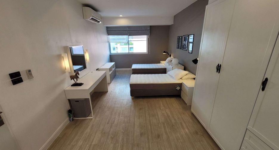 Wohnung zur Miete mit 3 Zimmer in Khlong Toei, Bangkok