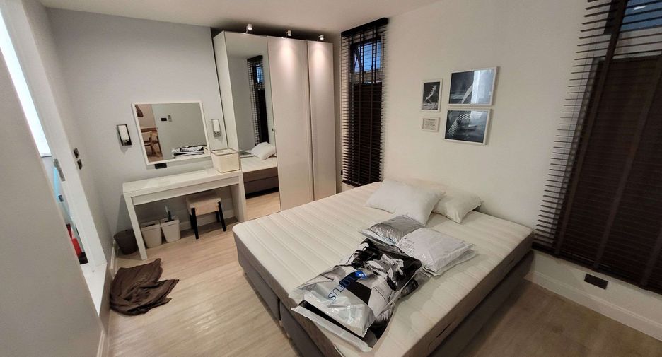 Wohnung zur Miete mit 3 Zimmer in Khlong Toei, Bangkok