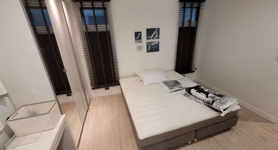 Wohnung zur Miete mit 3 Zimmer in Khlong Toei, Bangkok