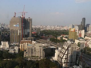 Аренда 1 кровать кондо в Патхум Щан, Бангкок