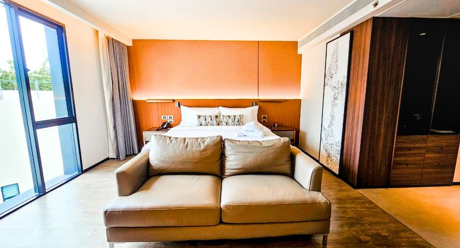 Condo en alquiler de 3 habitaciones en Khlong Toei, Bangkok