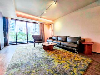Condo en alquiler de 3 habitaciones en Khlong Toei, Bangkok