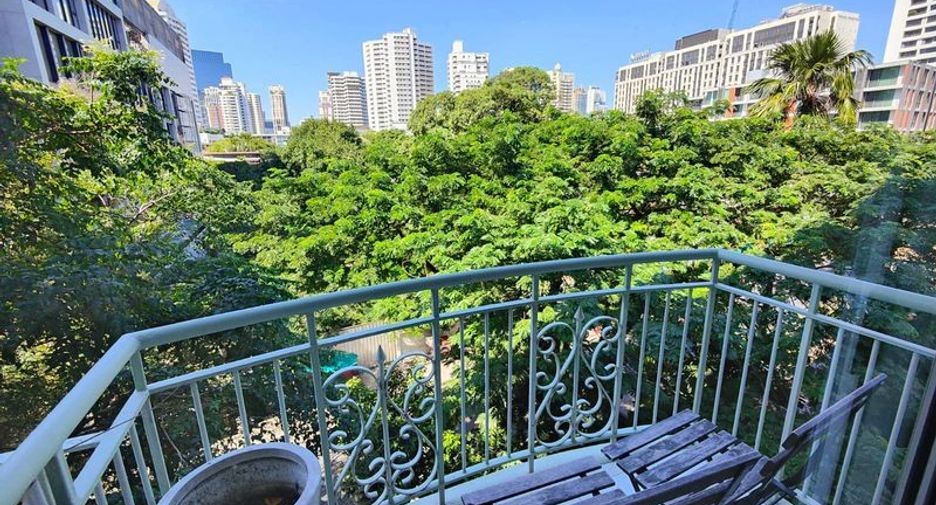 À louer et à vendre 2 chambres condo à Watthana, Bangkok