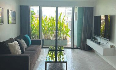 For rent 3 bedrooms condo in Khlong Toei, Bangkok