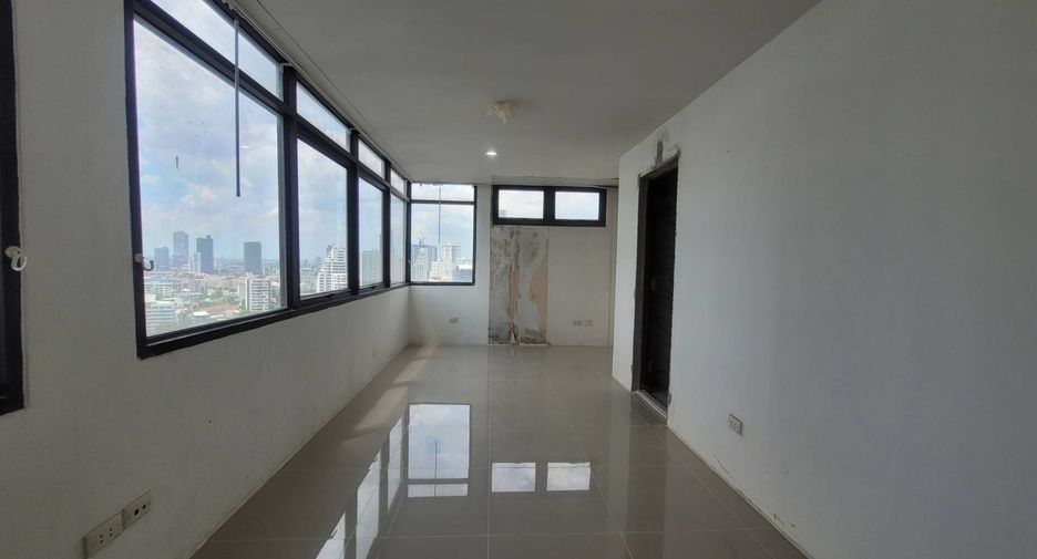 ให้เช่า 2 ห้องนอน คอนโด ใน วัฒนา, กรุงเทพฯ