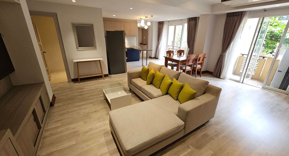 Wohnung zur Miete mit 2 Zimmer in Pathum Wan, Bangkok