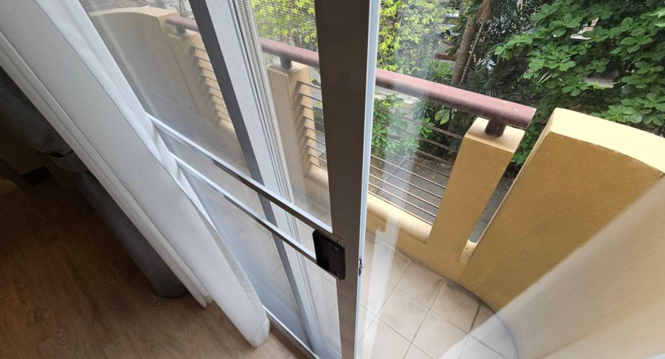 Wohnung zur Miete mit 2 Zimmer in Pathum Wan, Bangkok