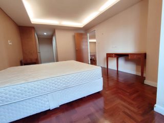 For rent 2 bedrooms condo in Yan Nawa, Bangkok