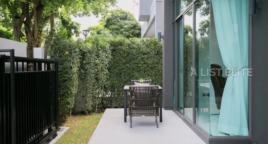 Casa en alquiler de 3 habitaciones en Watthana, Bangkok
