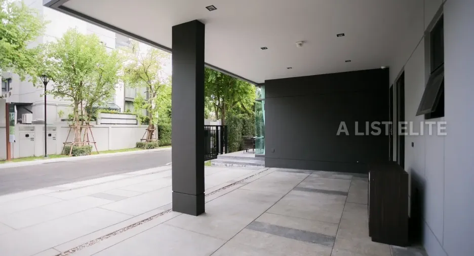 Casa en alquiler de 3 habitaciones en Watthana, Bangkok