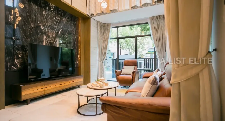 Casa en alquiler de 3 habitaciones en Watthana, Bangkok