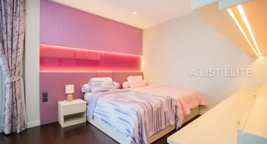 Casa en alquiler de 3 habitaciones en Watthana, Bangkok