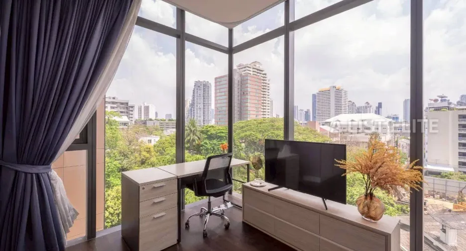 For sale 2 bedrooms condo 