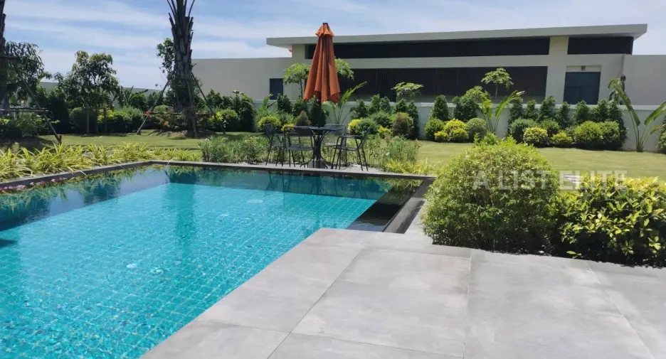 For rent 6 ベッドルーム house in Bang Lamung, Chonburi