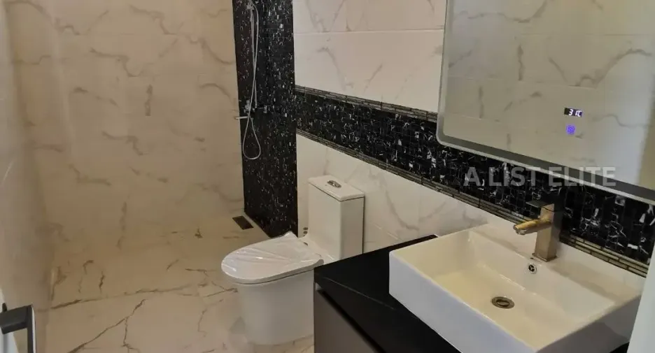 For rent 6 ベッドルーム house in Bang Lamung, Chonburi