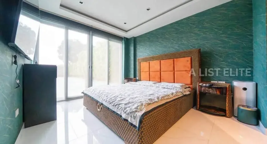 For rent 10 bedrooms house in Bang Lamung, Chonburi