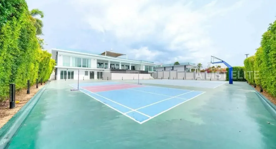 For rent 10 bedrooms house in Bang Lamung, Chonburi