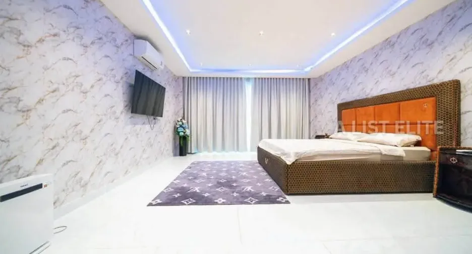 For rent 10 bedrooms house in Bang Lamung, Chonburi