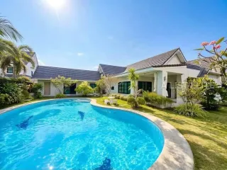 For Rent 5 Bedroom House In Bang Lamung, Chonburi