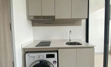 À louer et à vendre 1 chambre condo 