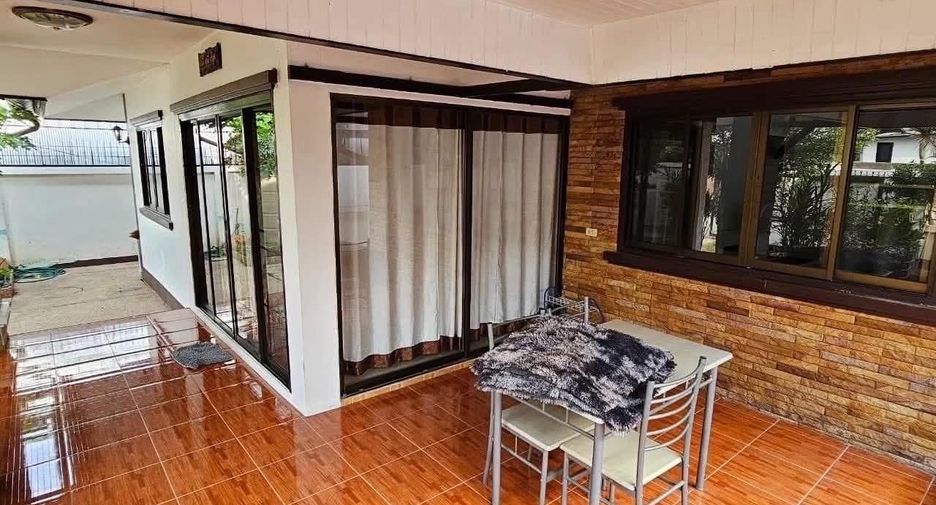 À vendre 4 chambres maison à Mueang Chiang Mai, Chiang Mai