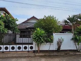 À vendre 4 chambres maison à Mueang Chiang Mai, Chiang Mai
