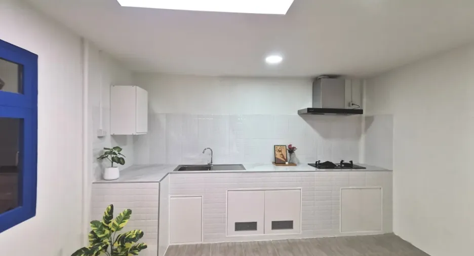 Casa adosada en venta de 2 habitaciones en Sai Mai, Bangkok