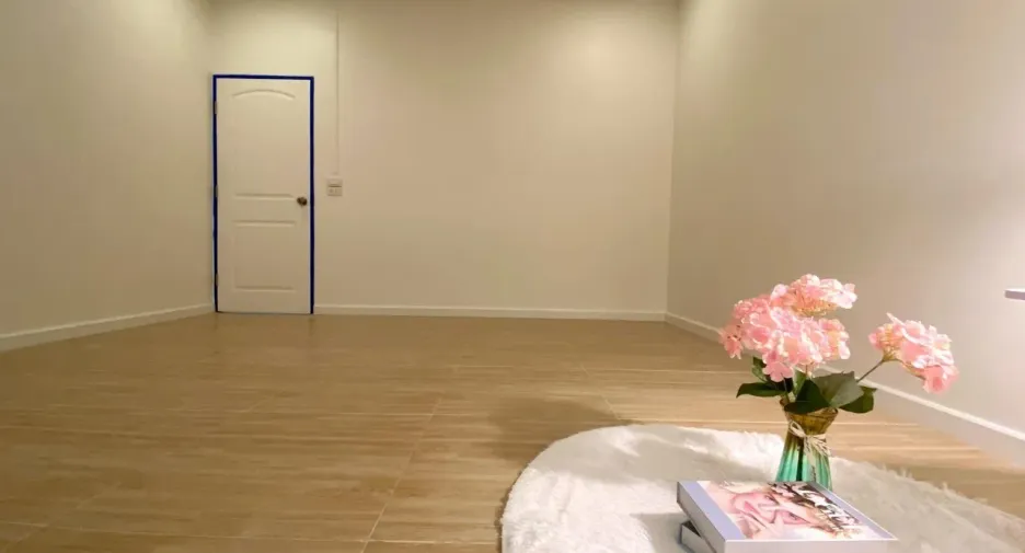 Casa adosada en venta de 2 habitaciones en Sai Mai, Bangkok
