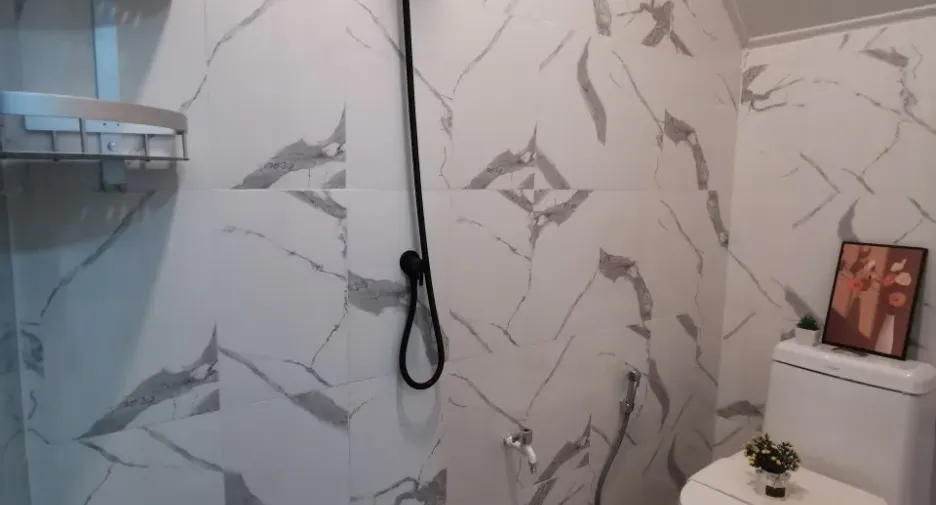 Casa adosada en venta de 2 habitaciones en Sai Mai, Bangkok