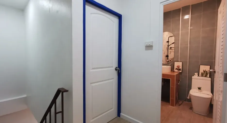 Casa adosada en venta de 2 habitaciones en Sai Mai, Bangkok