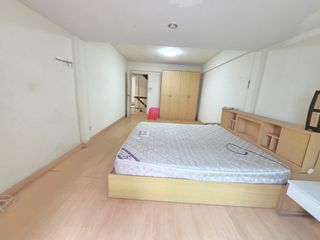For sale and for rent 3 bedrooms townhouse in Watthana, Bangkok