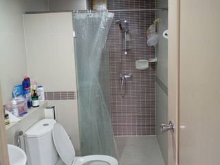 For sale studio condo in Huai Khwang, Bangkok