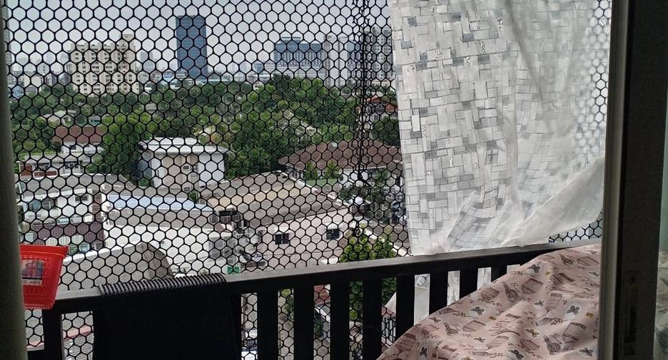 For sale studio condo in Huai Khwang, Bangkok