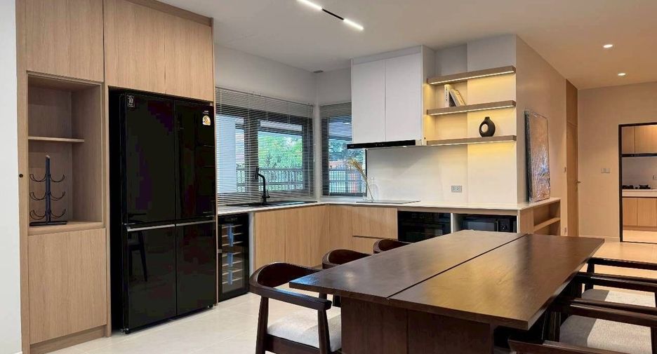 Villa en venta de 4 habitaciones 
