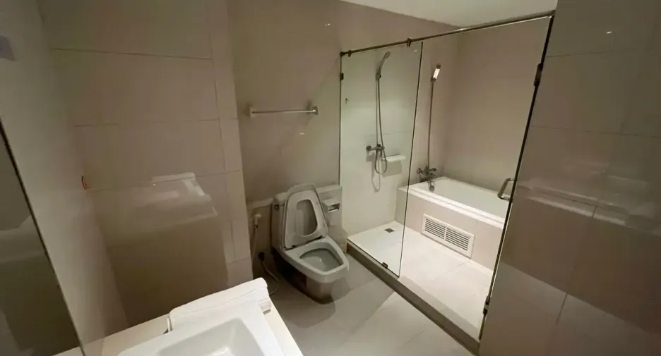 Condo en alquiler de 1 habitaciones en Watthana, Bangkok