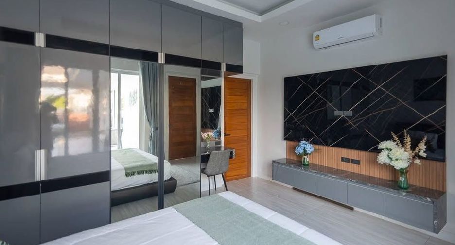 For sale 3 bedrooms villa in Hua Hin, Prachuap Khiri Khan