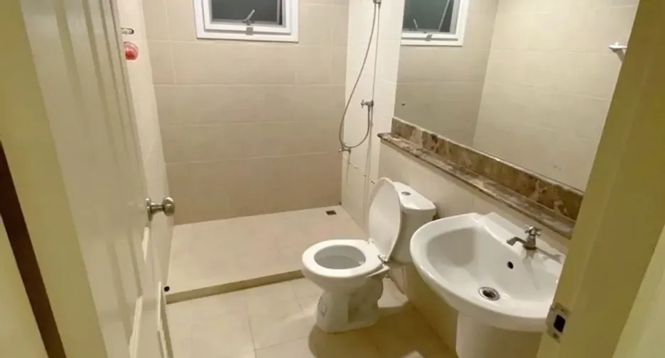 For sale and for rent 3 bedrooms house in Khlong Sam Wa, Bangkok