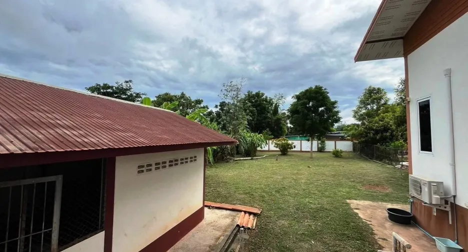 For sale 4 bedrooms house in Mueang Chaiyaphum, Chaiyaphum