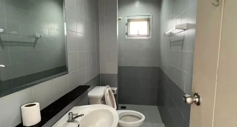 出租 3 卧室 独立屋 在 Mueang Chachoengsao, Chachoengsao