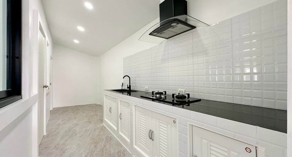 Haus zum Kauf mit 3 Zimmer 