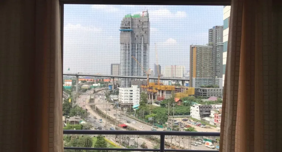 Condo en alquiler de 2 habitaciones en Yan Nawa, Bangkok