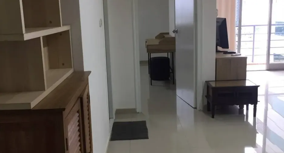 Condo en alquiler de 2 habitaciones en Yan Nawa, Bangkok