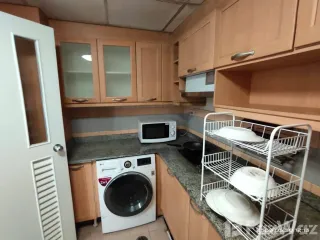 À louer 2 chambres condo à Yan Nawa, Bangkok