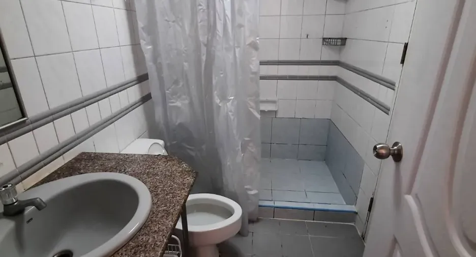 Condo en alquiler de 2 habitaciones en Yan Nawa, Bangkok