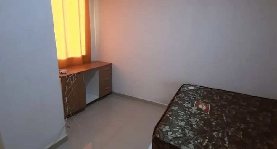 Condo en alquiler de 2 habitaciones en Yan Nawa, Bangkok