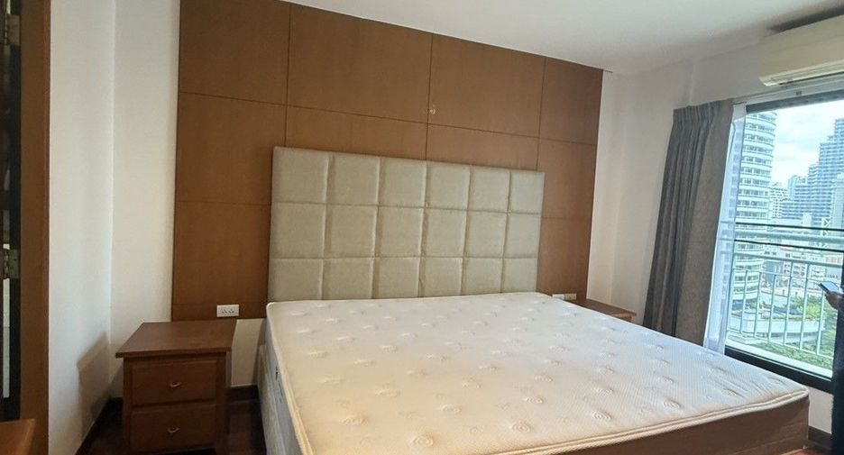 À louer 2 chambres condo à Watthana, Bangkok